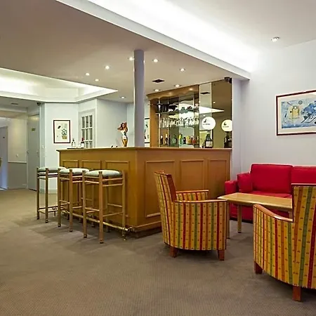 Hotel Du Pre